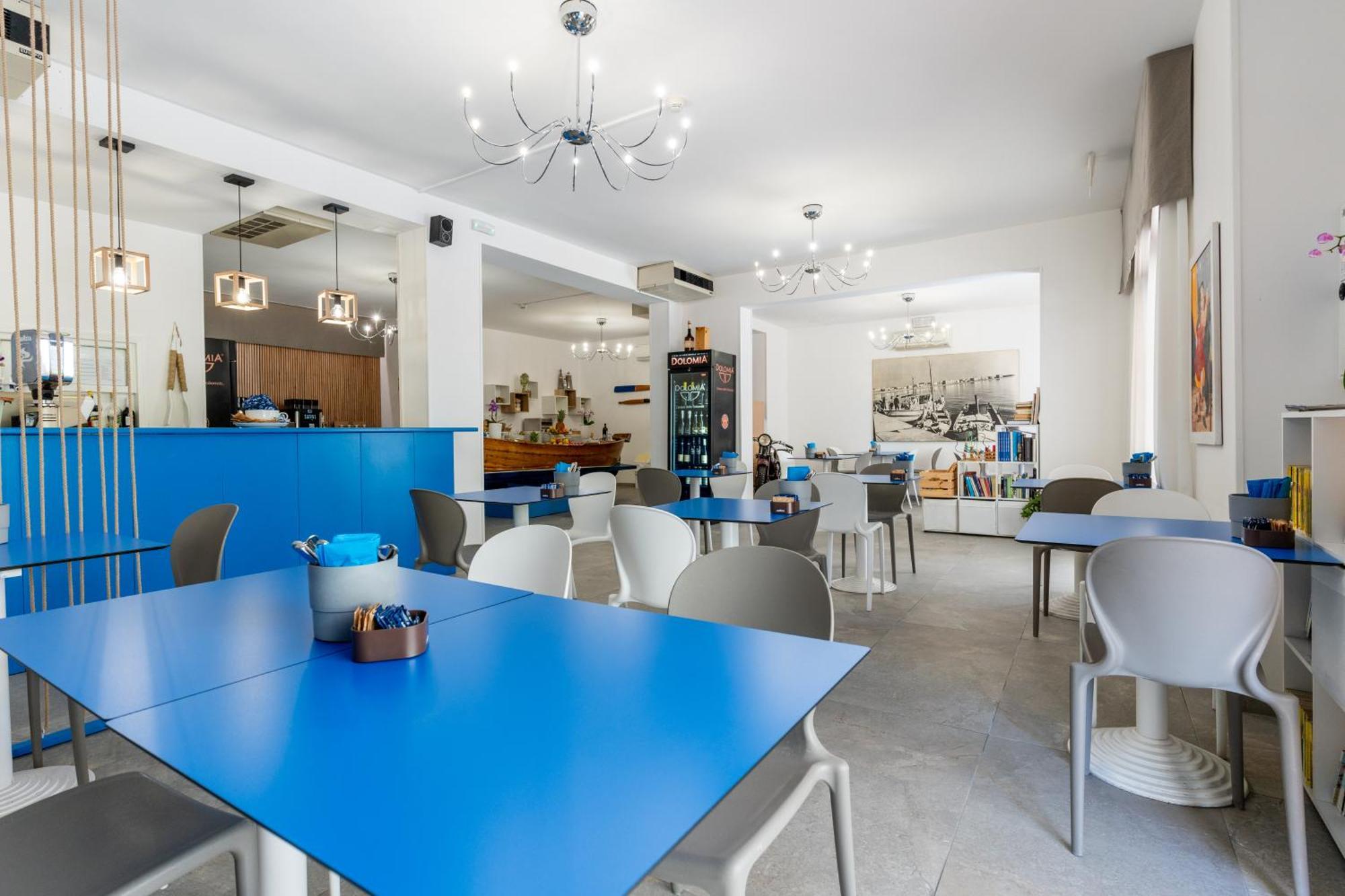 Hotel Regina Caorle Bagian luar foto